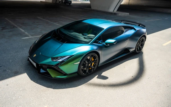 Green Lamborghini Huracan Tecnica Photo 6