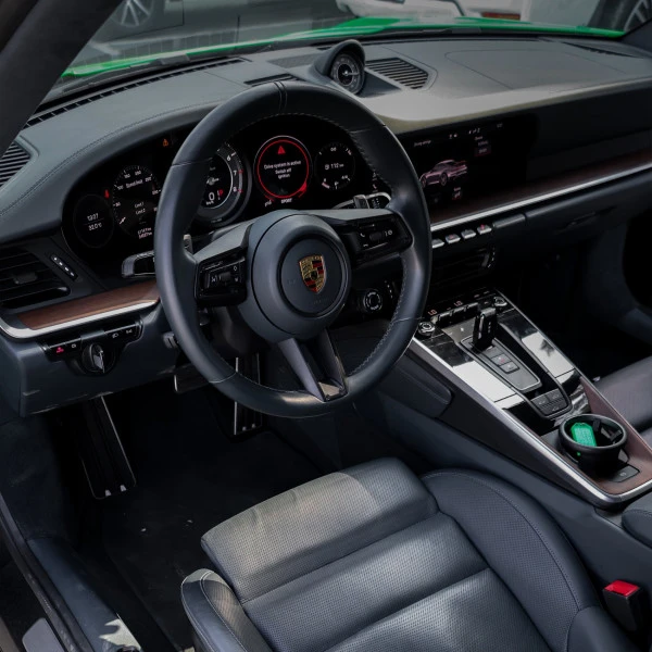 Green Porsche 911 Turbo Photo 7
