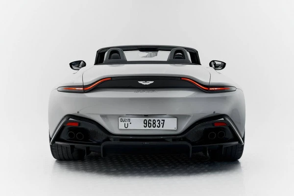 Aston Martin Vantage