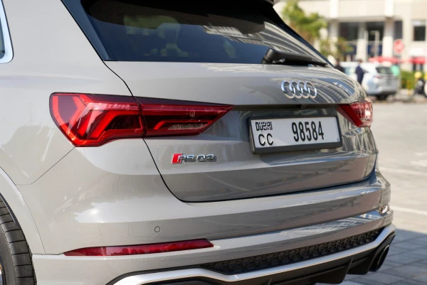Audi RSQ3