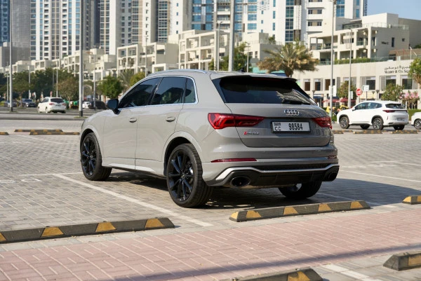 Audi RSQ3