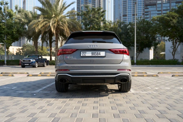 Grey Audi RSQ3 Photo 8