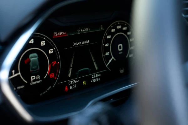 Grey Audi RSQ3 Photo 15