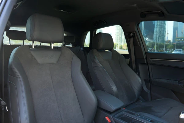 Grey Audi RSQ3 Photo 17