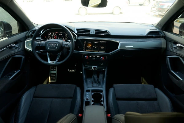 Grey Audi RSQ3 Photo 22