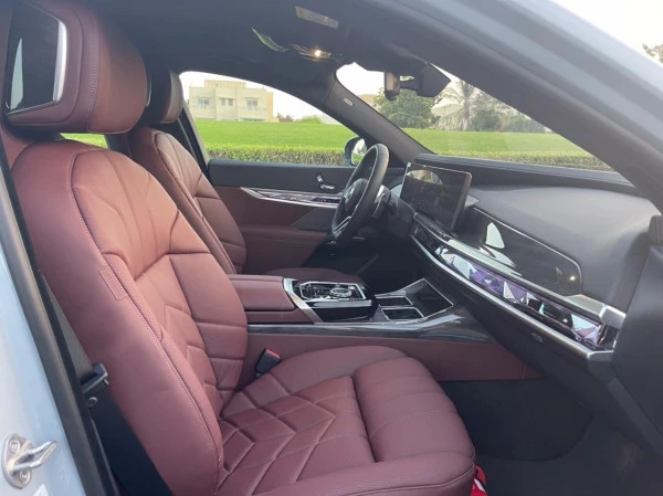 BMW 740Li