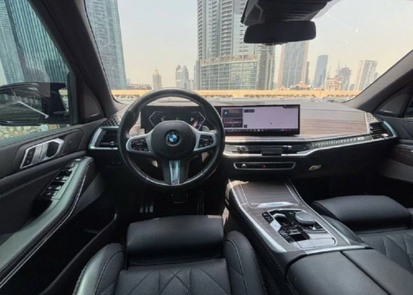 Grey BMW X5 Photo 5