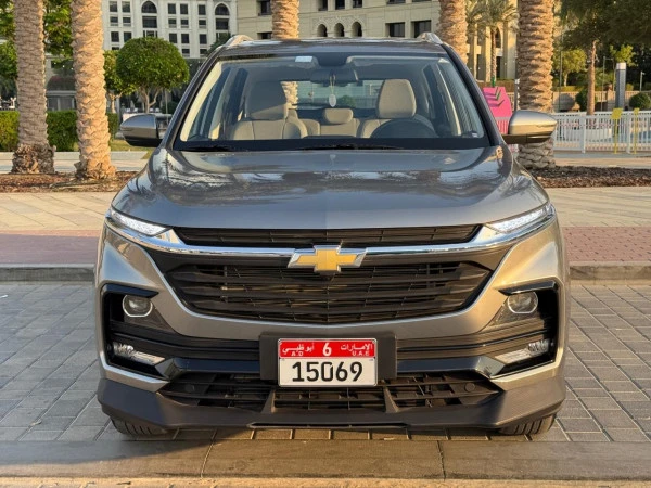 Grey Chevrolet Captiva Photo 5