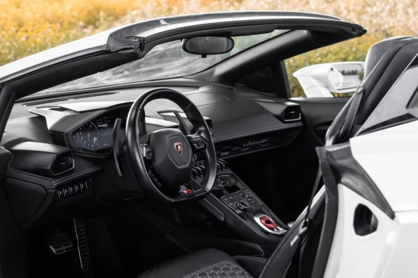 Lamborghini Evo Spyder