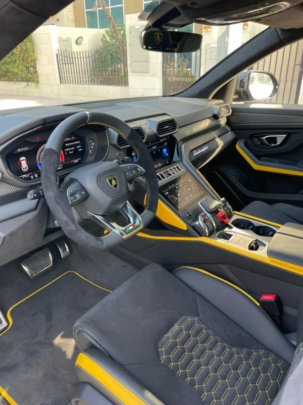 Lamborghini Urus Capsule