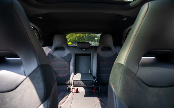 Grey Mercedes A200 Photo 9
