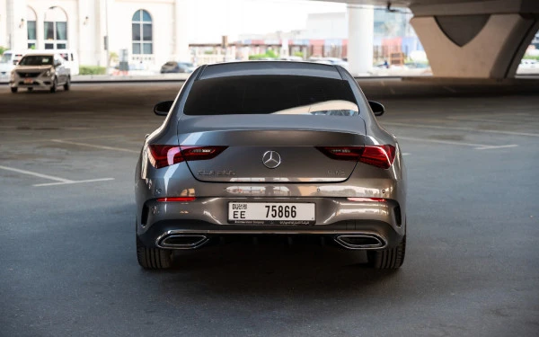 Mercedes CLA200