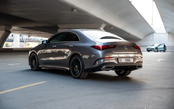 Grey Mercedes CLA200 Photo 7