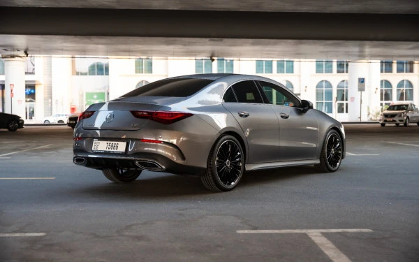 Grey Mercedes CLA200 Photo 9