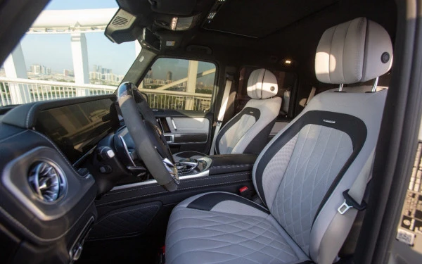 Grey Mercedes G63 AMG Photo 5
