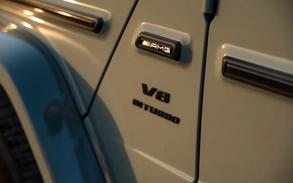 Grey Mercedes G63 AMG Photo 11