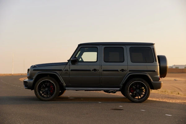 Grey Mercedes G63 AMG Photo 12