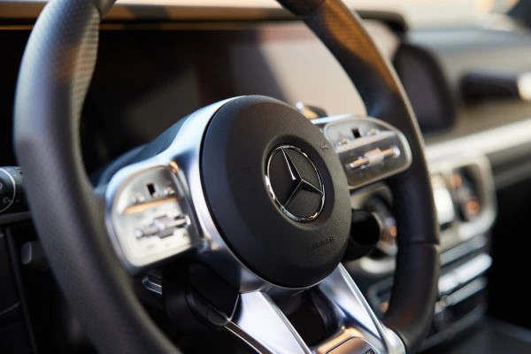 Grey Mercedes G63 AMG Photo 13