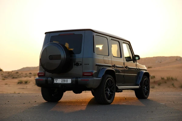 Grey Mercedes G63 AMG Photo 18