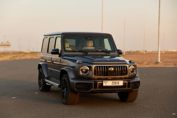 Grey Mercedes G63 AMG Photo 20