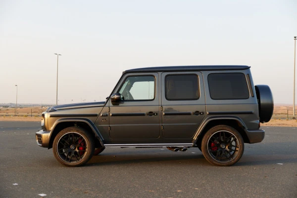 Grey Mercedes G63 AMG Photo 22
