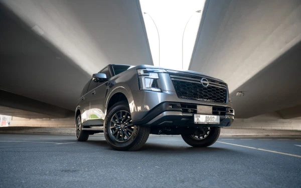 Grey Nissan Patrol V6 Photo 10
