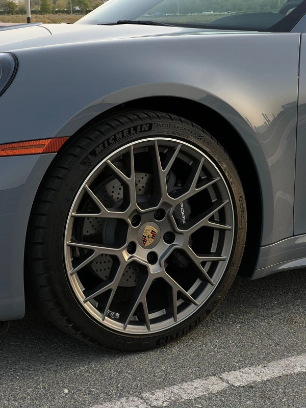 Porsche 911 / Carrera