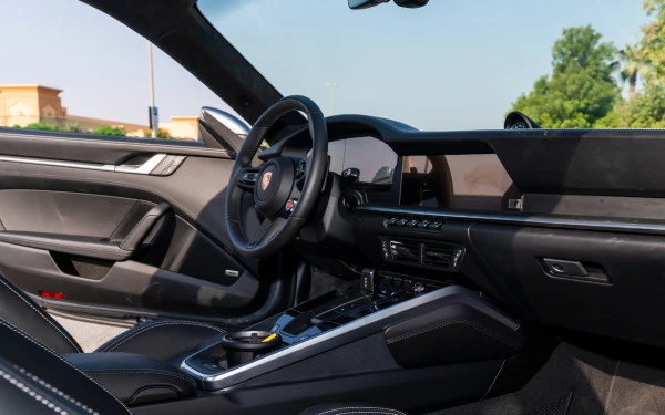 Porsche 911 Carrera GTS