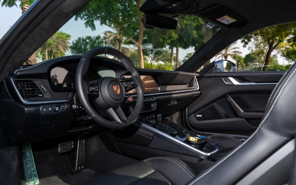 Porsche 911 Carrera GTS