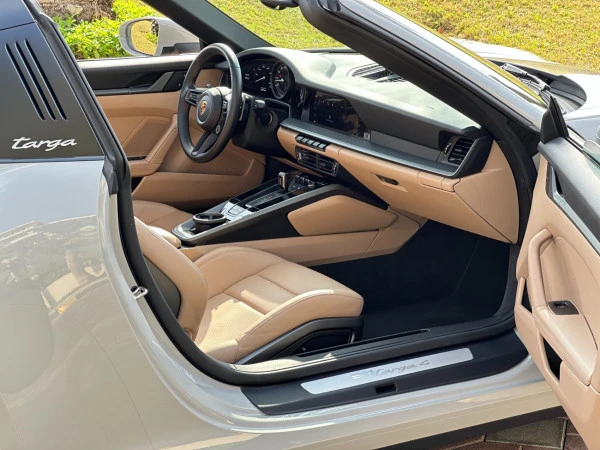 Porsche 911 Targa