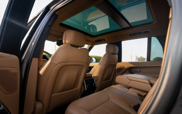 Grey Range Rover Vogue HSE Photo 7