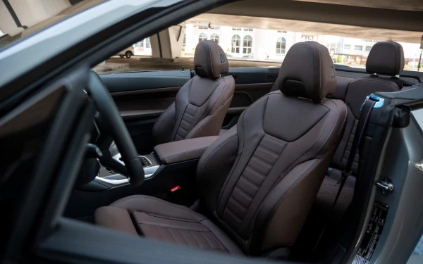 Nardo grey BMW 420i Photo 16