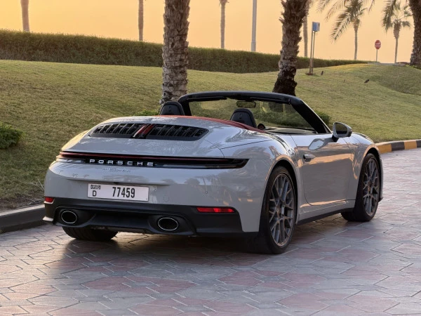 Porsche 911 / Carrera