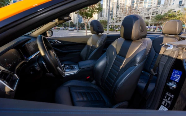 Orange BMW 430i cabrio Photo 5