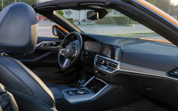 Orange BMW 430i cabrio Photo 7