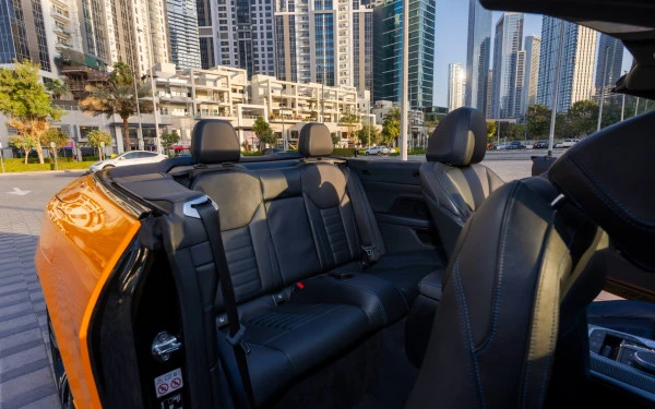 Orange BMW 430i cabrio Photo 8