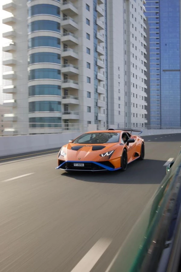 Lamborghini Huracan STO
