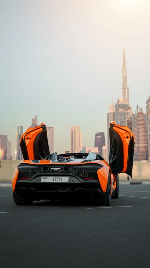 McLaren Artura Spider