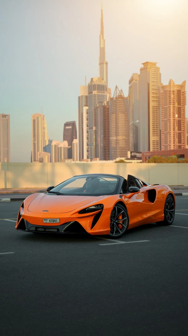 McLaren Artura Spider