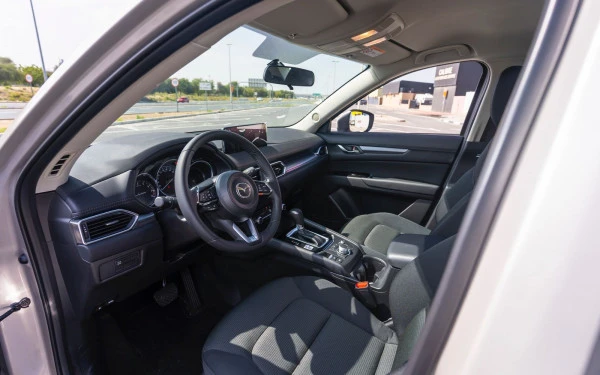 Beige Mazda CX5 Photo 5