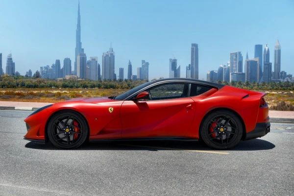 Ferrari 812 Superfast