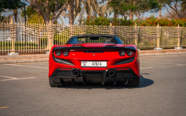Red Ferrari F8 Tributo Spider Photo 5