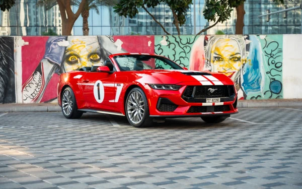 Red Ford Mustang cabrio Photo 11