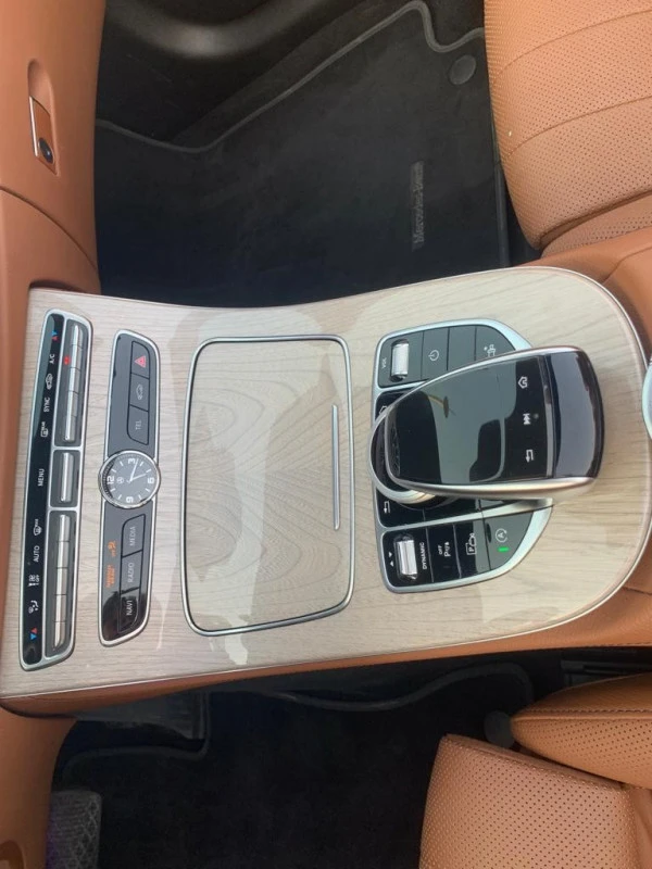 Red Mercedes E450 cabrio Photo 5