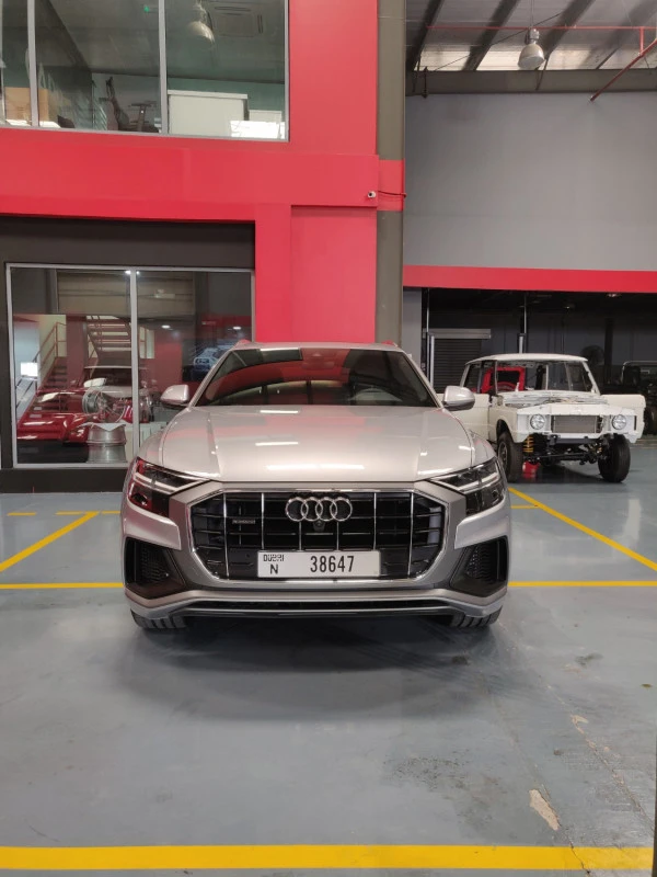Audi Q8