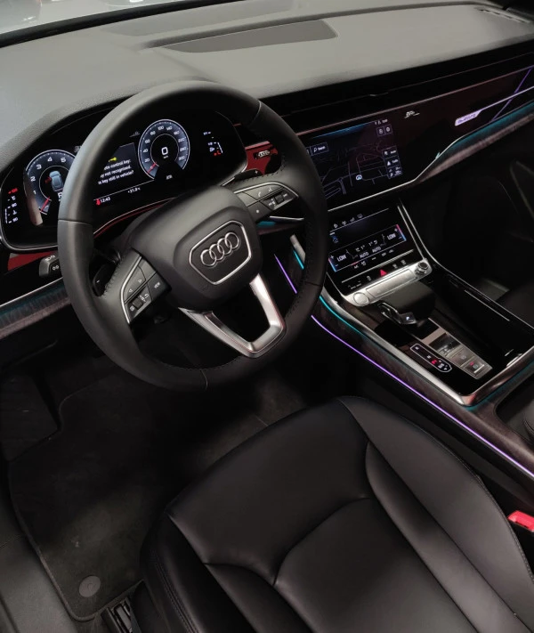 Audi Q8
