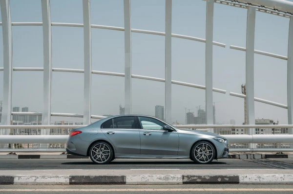 Mercedes C200