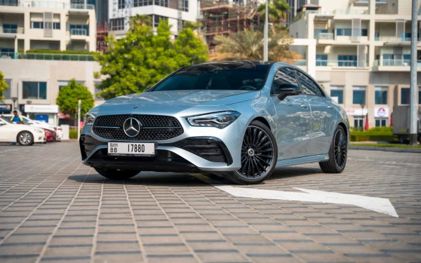 Mercedes CLA200