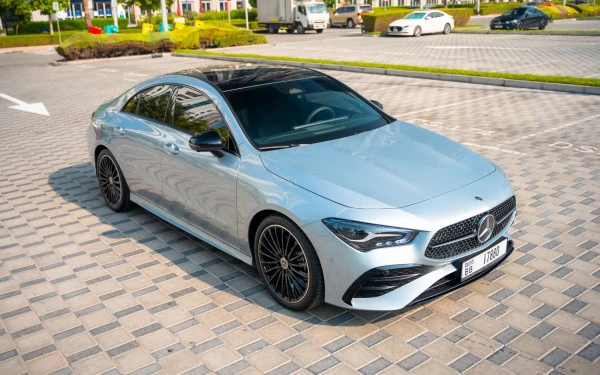 Mercedes CLA200