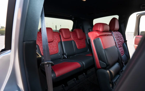 Silver Nissan Patrol Platinum V6 Photo 9